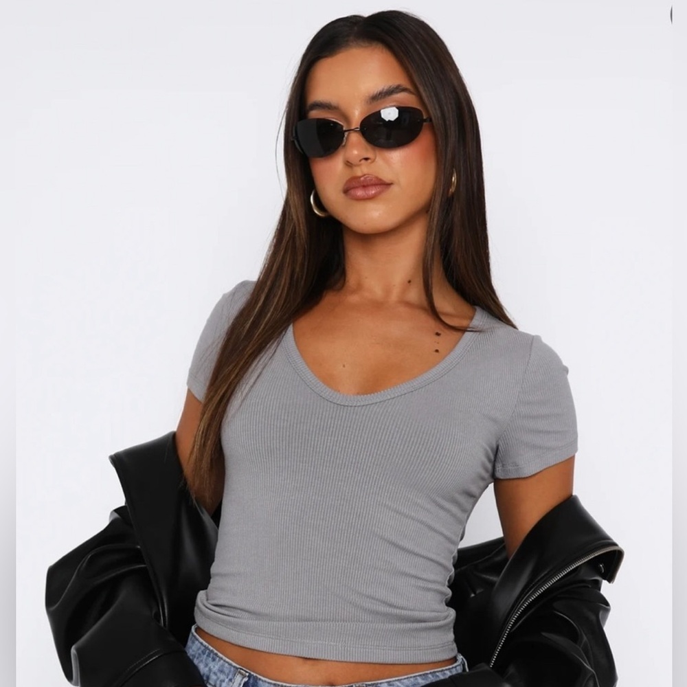 White Fox Gray top size medium